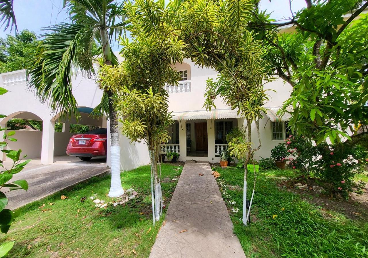 Green'S Palace Jamaica Oracabessa Esterno foto