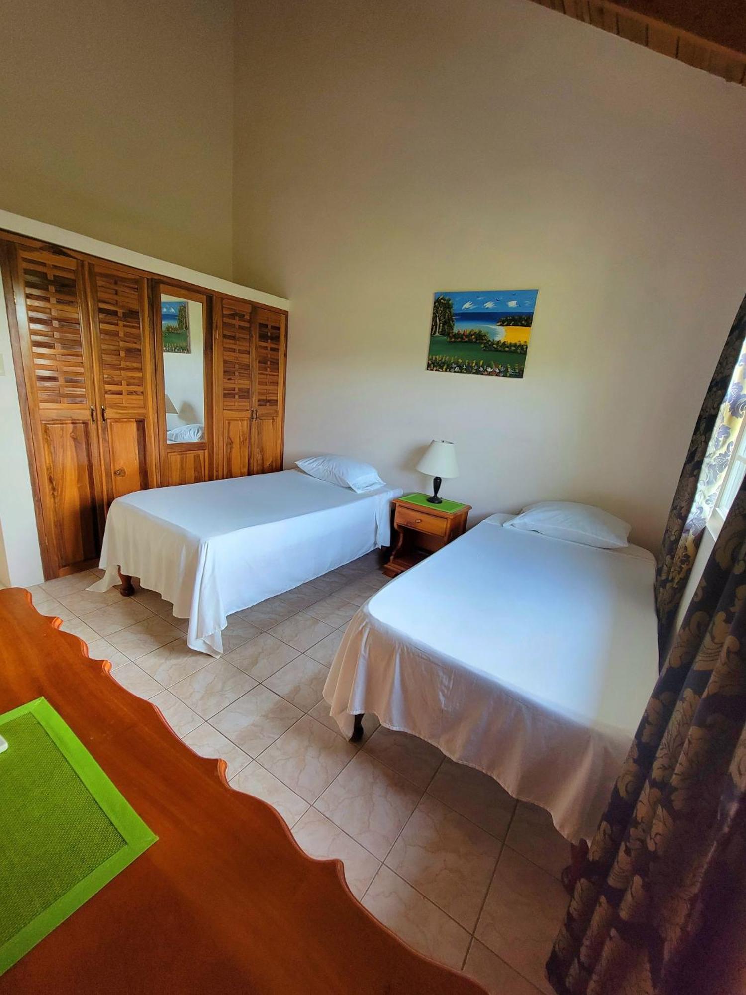 Green'S Palace Jamaica Oracabessa Esterno foto